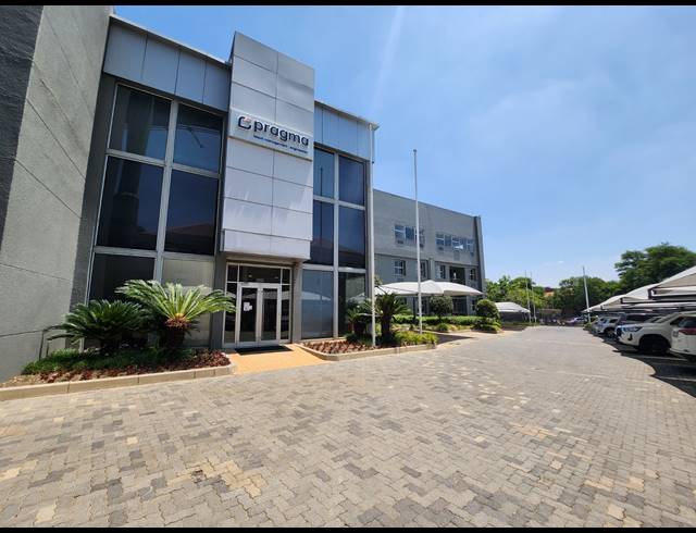 624M² OFFICE TO LET IN VORNA VALLEY